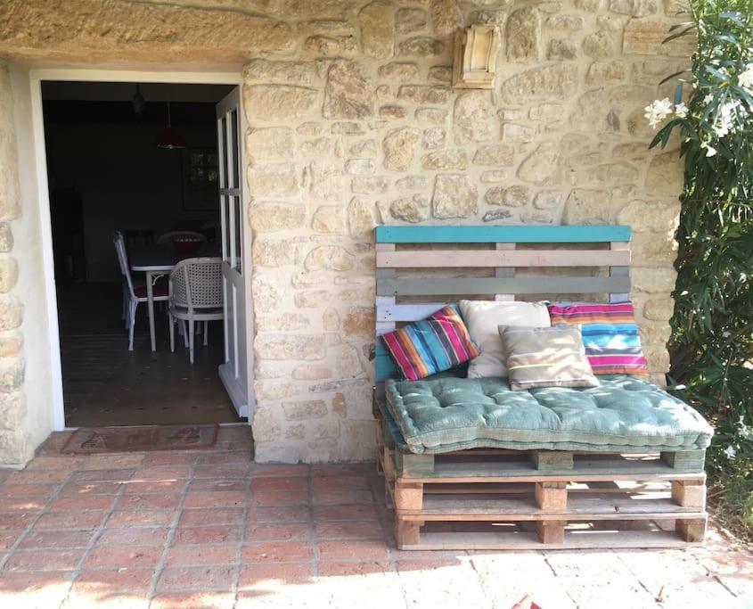 Caromb Gite Des Amis Domaine De Mas Caron מראה חיצוני תמונה